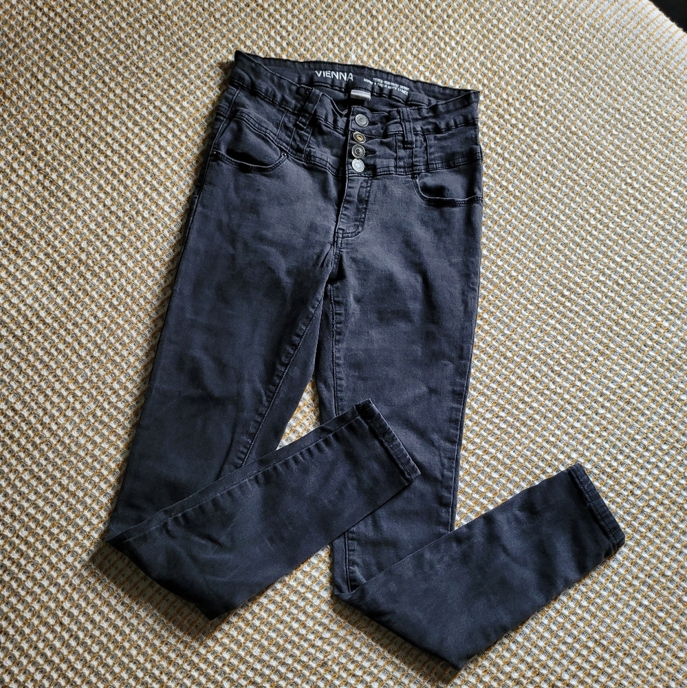 ⭐️Vienna Skinny Jeans⭐️